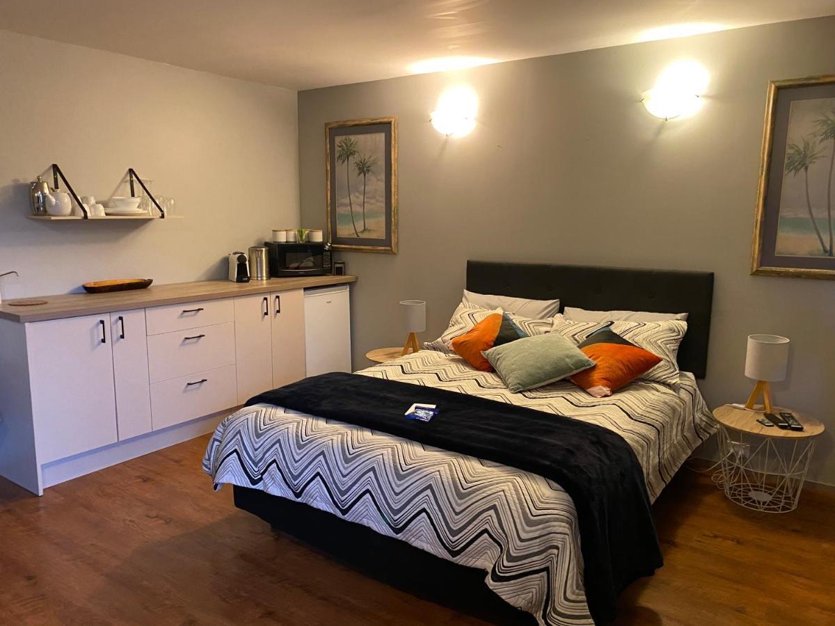 Opanuku Out West Hotel Auckland Ngoại thất bức ảnh